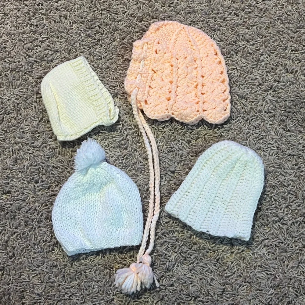 Handmade Crochet‎ Knit Baby Hat Bonnet Bundle Pastel Peach Cream White 4 Pc Set
